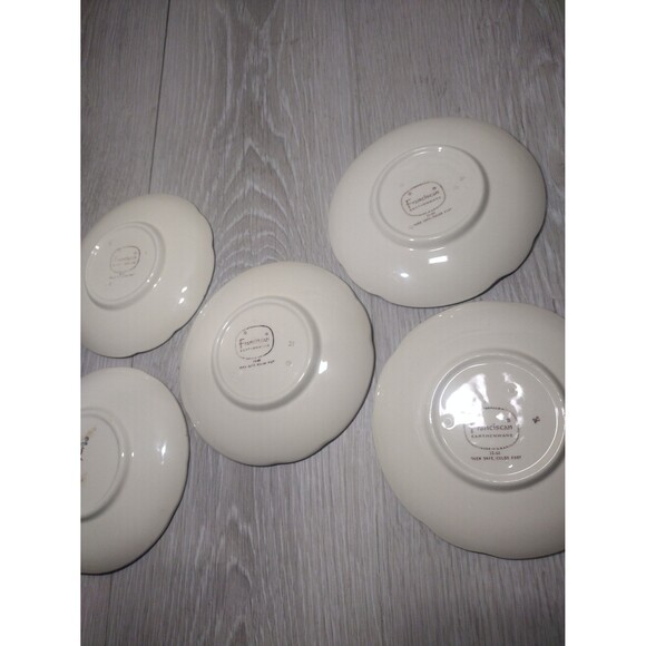 Desert Rose (USA Backstamp) by Franciscan - Set of 5 - 5 3/4 in. Saucers - Picture 6 of 7